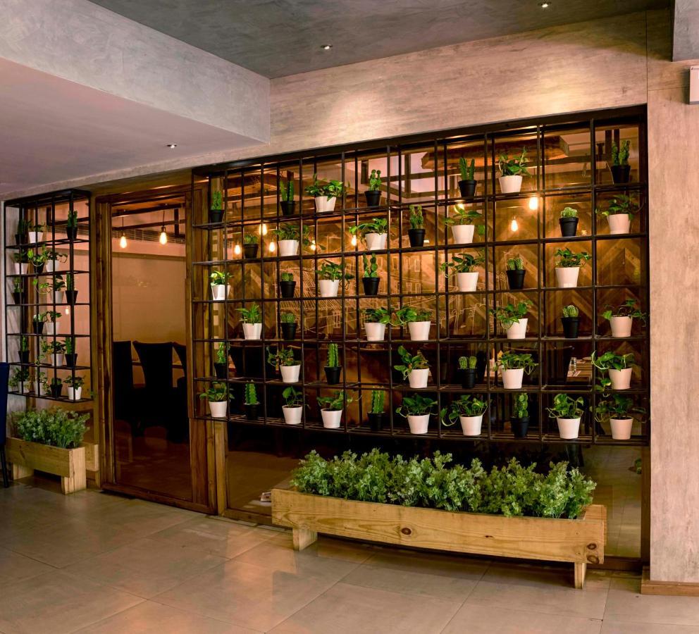 Hotel Kinara Grand Хидерабад Екстериор снимка